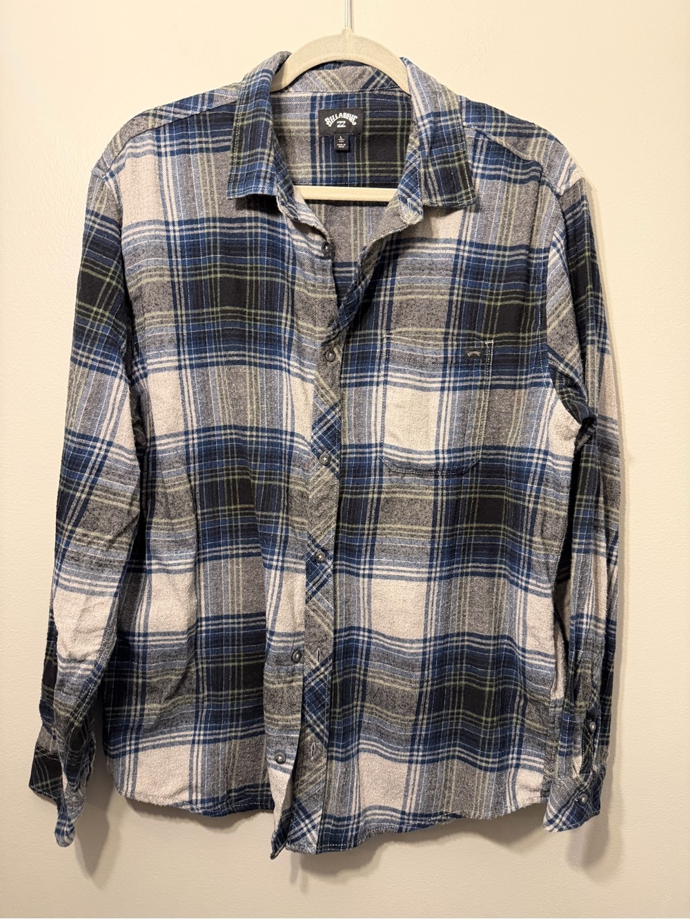 Billabong Blue, Gray‎ and White Plaid Casual Button-Down Shirt